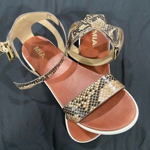 MIA platform sandals